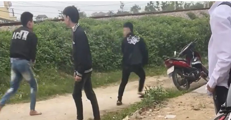 VI:DEO 0Che: Cân nhắc trước khi xem