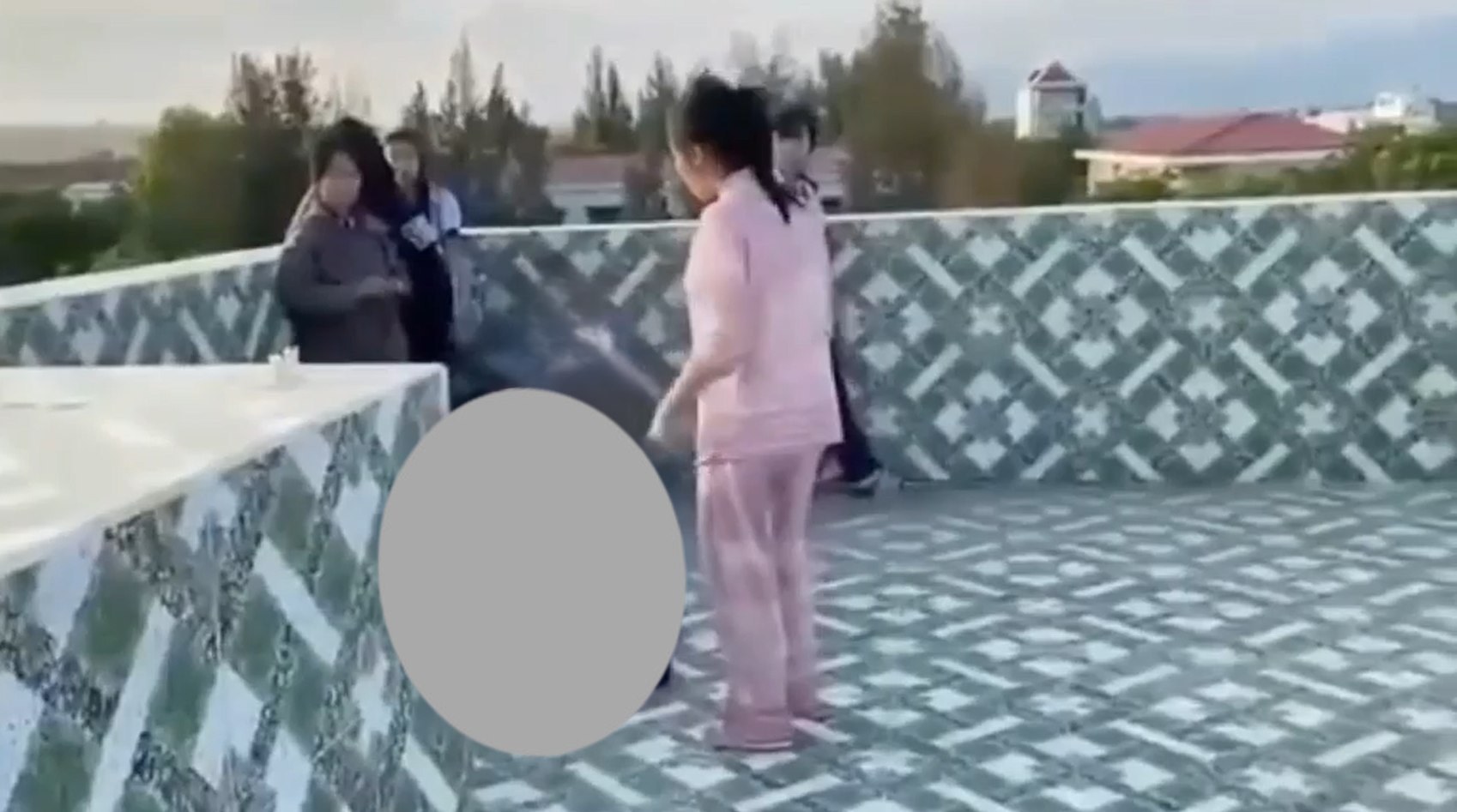 VI:DEO 0Che: Cân nhắc trước khi xem